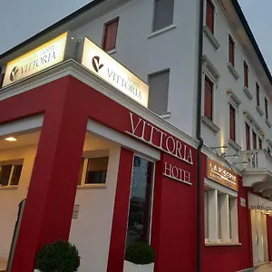 4* Hotel Vittoria