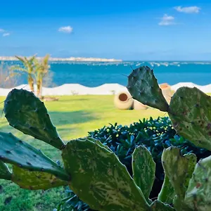 https://villa-incanto-on-the-sea.sicilyhotelsitaly.net