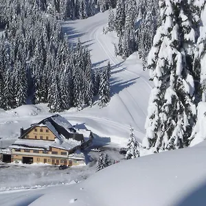 Rifugio Verenetta Hotel